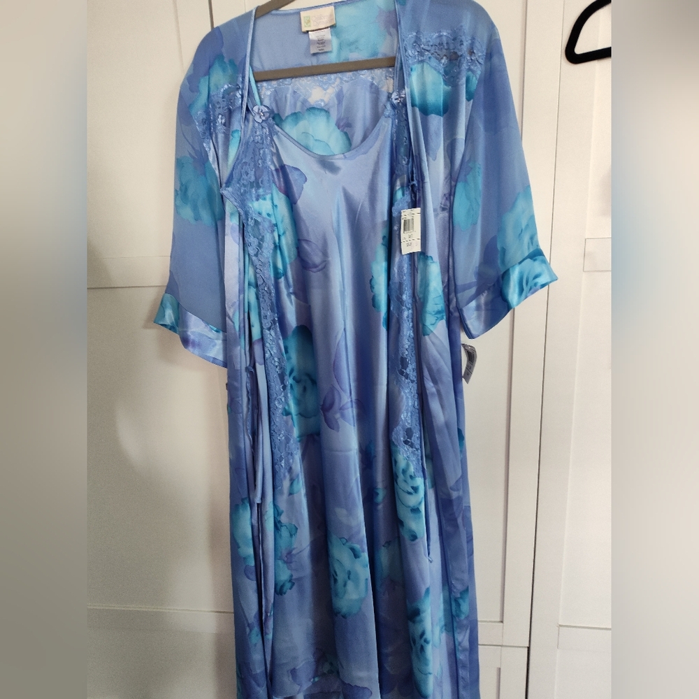 California Dynasty Vintage '90s Nightgown And Robe Satin Lavender Purple Floral